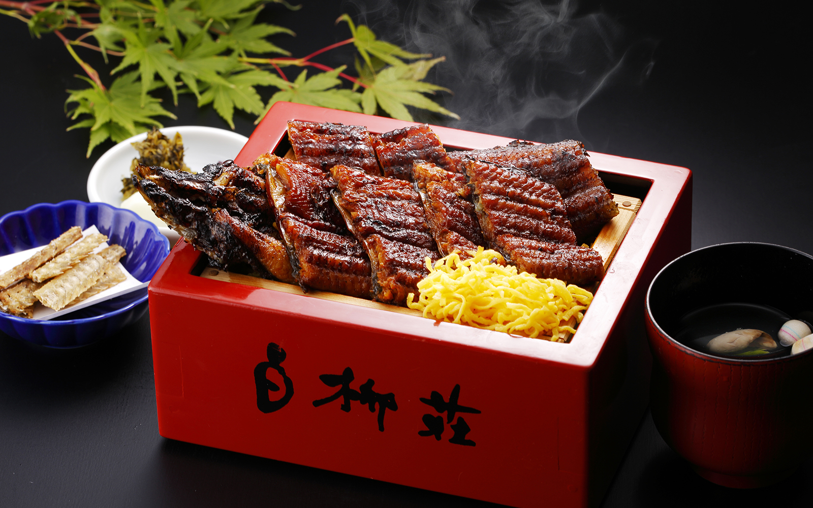 柳川名物うなぎのせいろ蒸し
